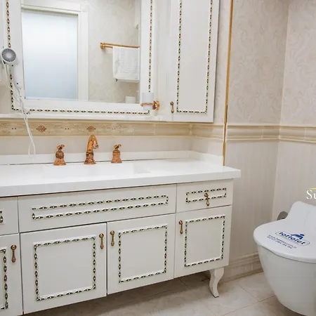 Stay Suite Hotel *
